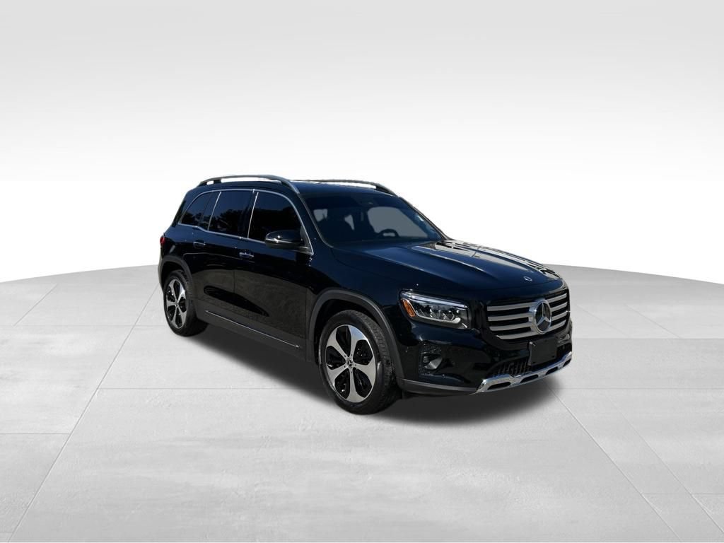 Used 2025 Mercedes-Benz GLB 250 image 7