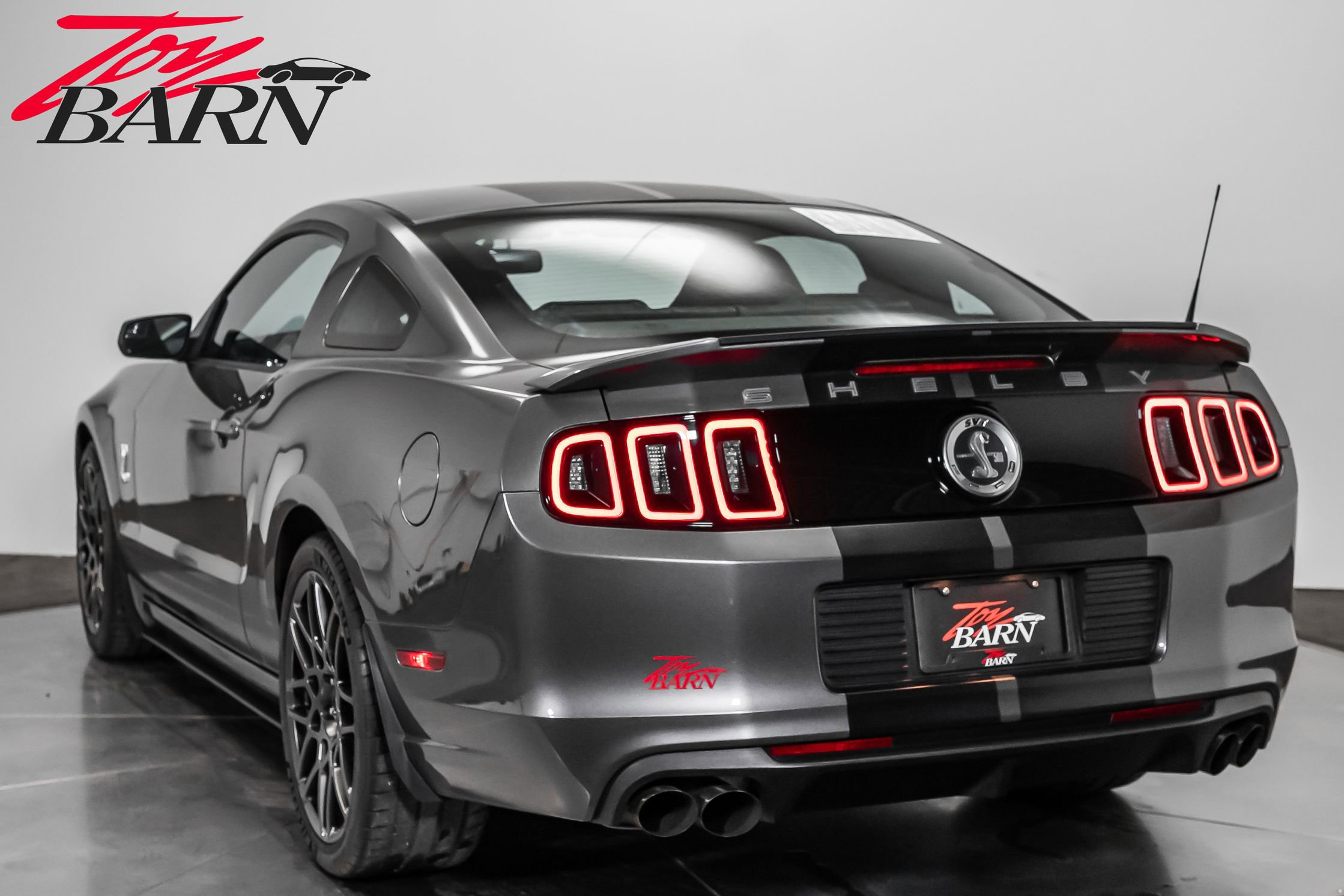 Used 2014 Ford Mustang Shelby GT500 w/ Equipment Group 821A image 11