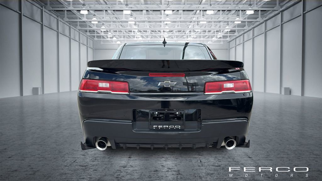 Used 2015 Chevrolet Camaro LT w/ 1LT Preferred Package image 4