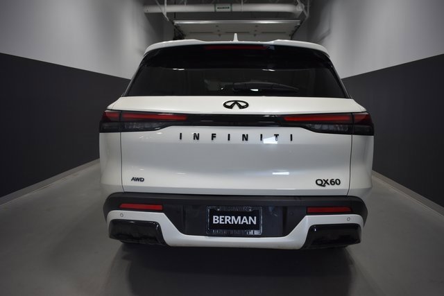 Used 2025 INFINITI QX60 Luxe w/ Black Edition image 9