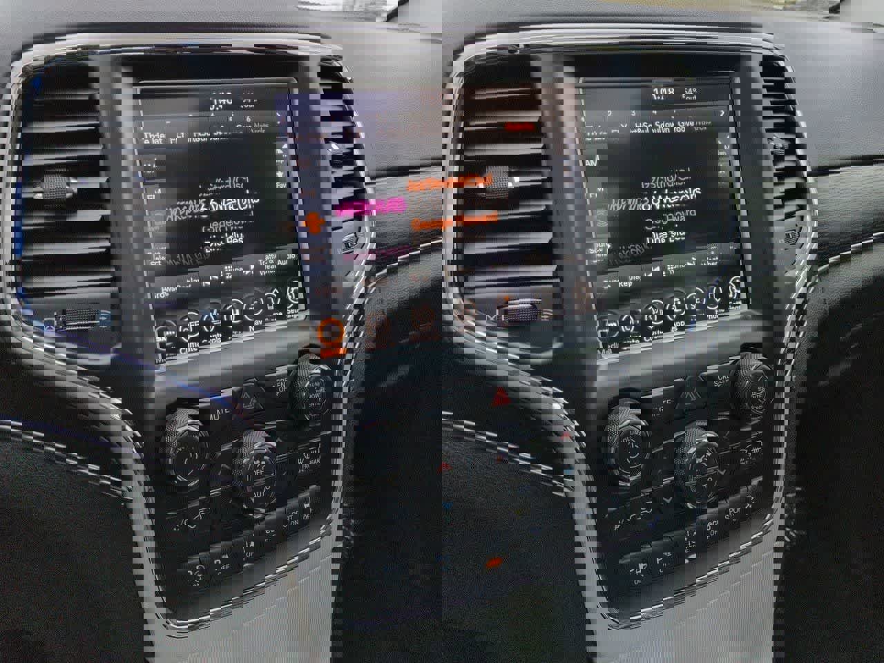 Used 2018 Jeep Grand Cherokee Summit image 29