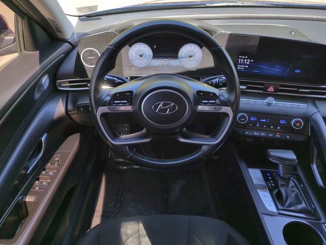 Used 2023 Hyundai Elantra SEL w/ Convenience Package image 15