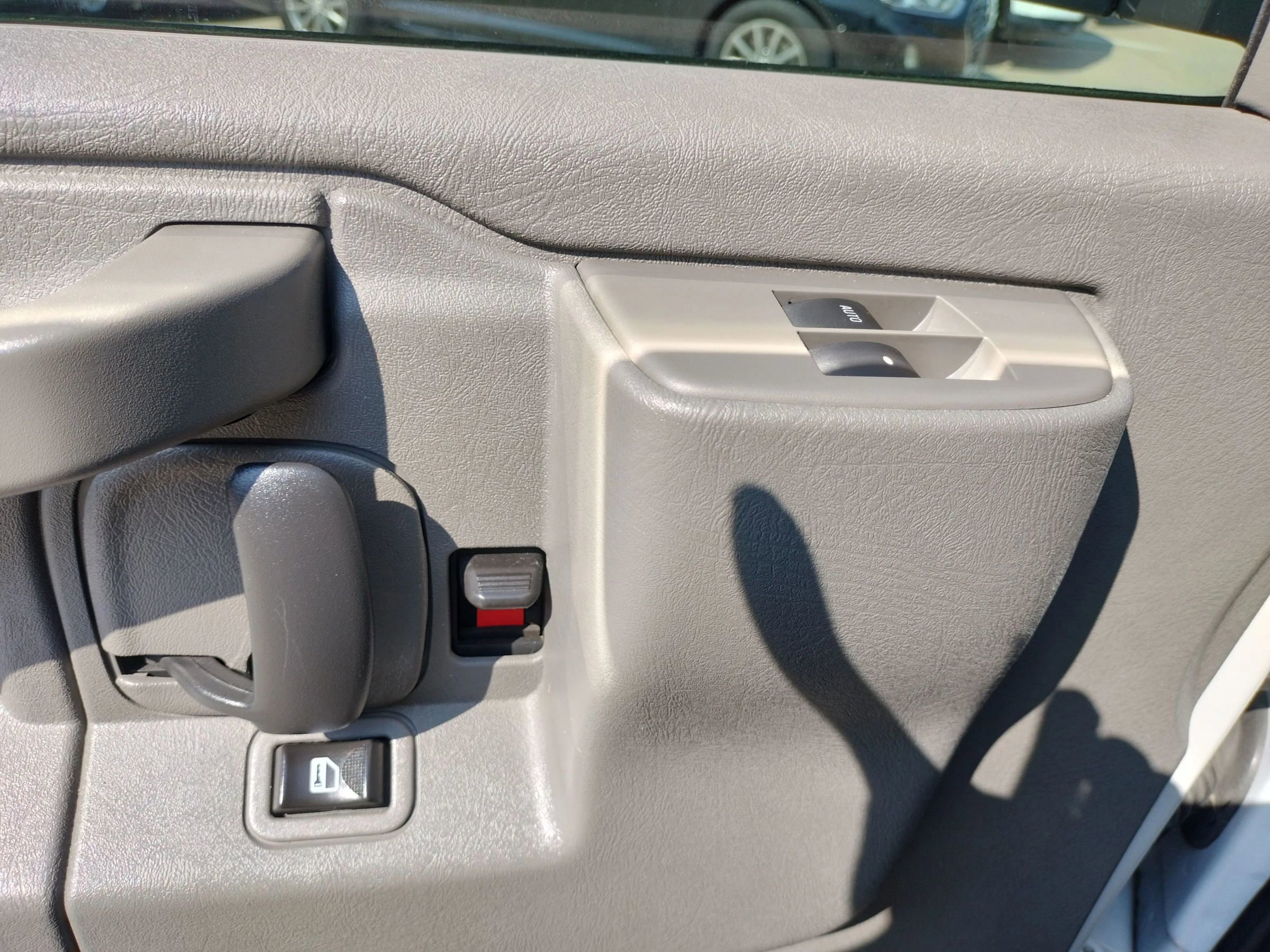 Used 2019 Chevrolet Express 3500 Extended w/ Driver Convenience Package RWD image 30