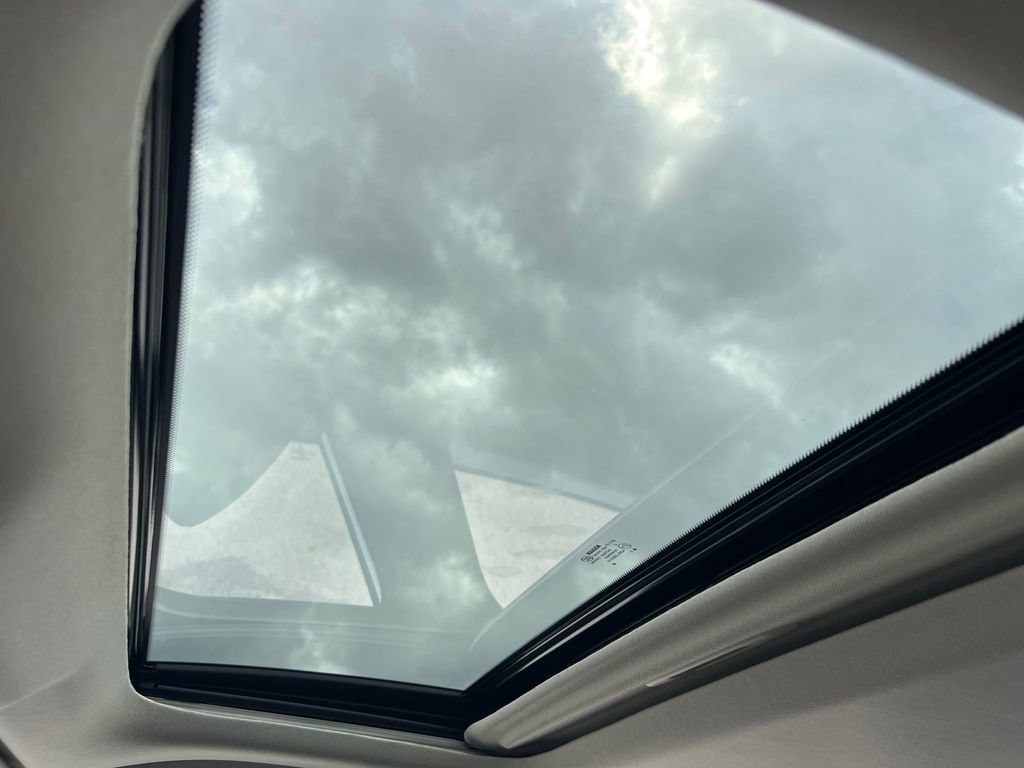 New 2026 Nissan Sentra SR image 7