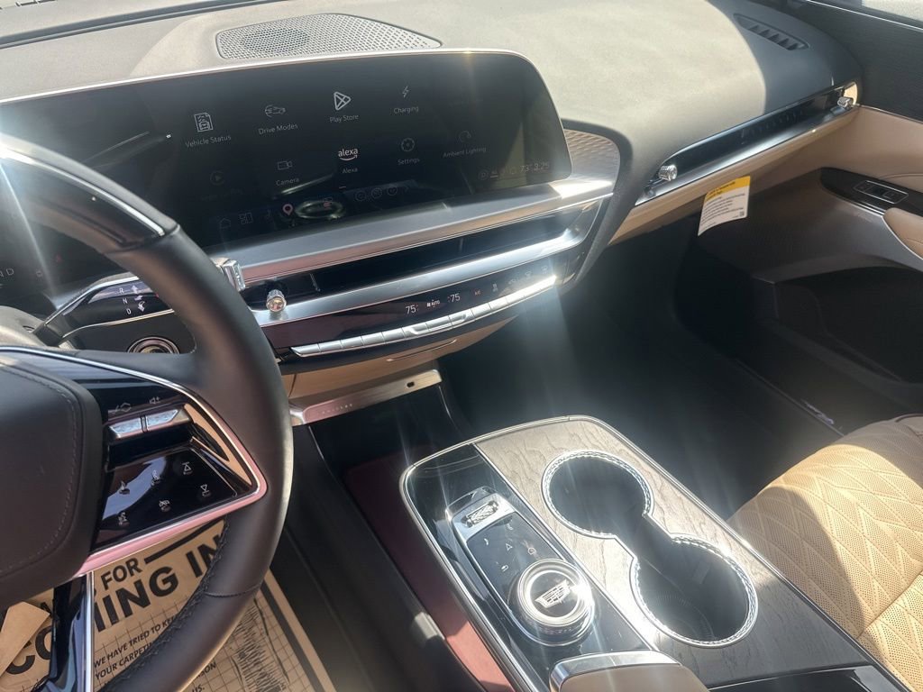 Used 2025 Cadillac Lyriq Sport w/ Nappa Leather Package AWD/4WD image 13