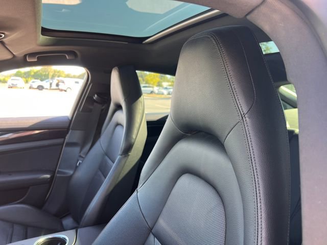Used 2019 Porsche Panamera 4 AWD/4WD image 14