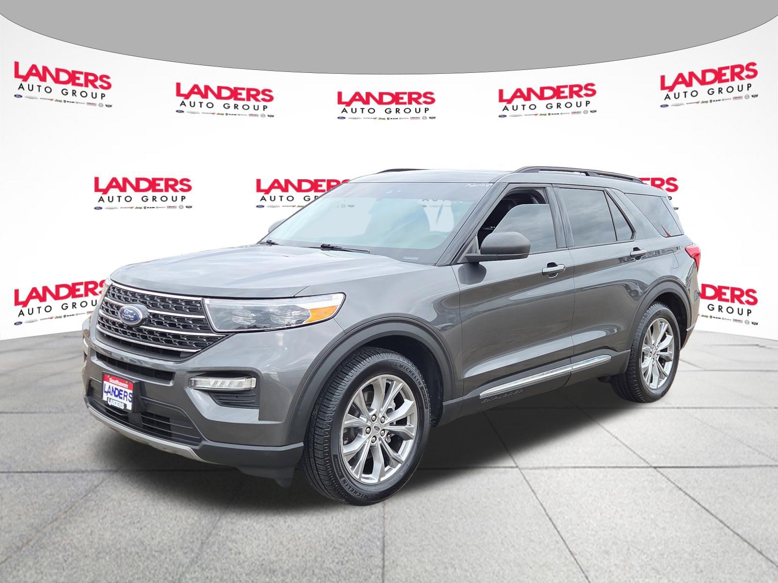 Used 2020 Ford Explorer XLT w/ Equipment Group 202A image 7