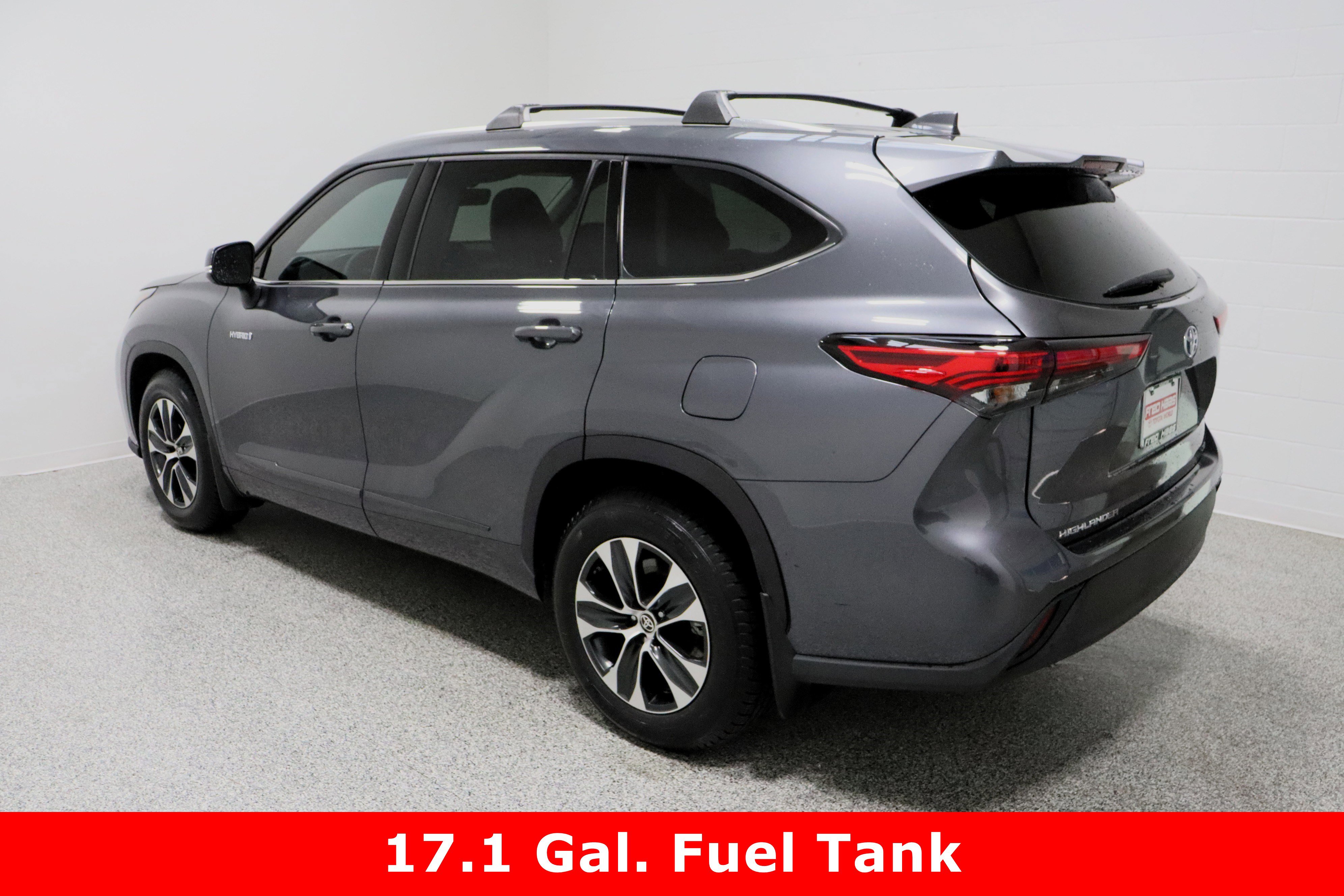 Used 2020 Toyota Highlander XLE image 9