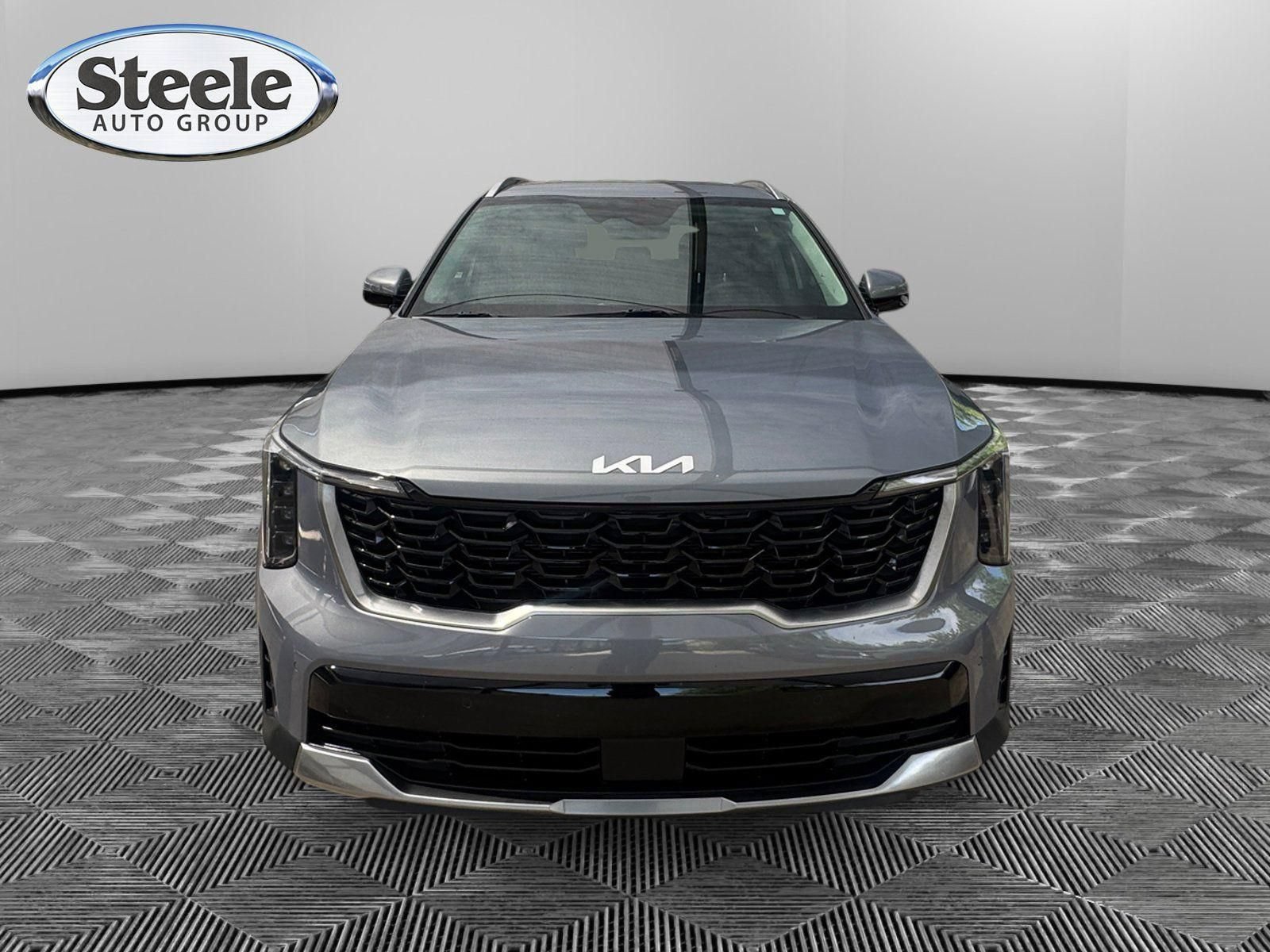 Used 2025 Kia Sorento S AWD/4WD image 8