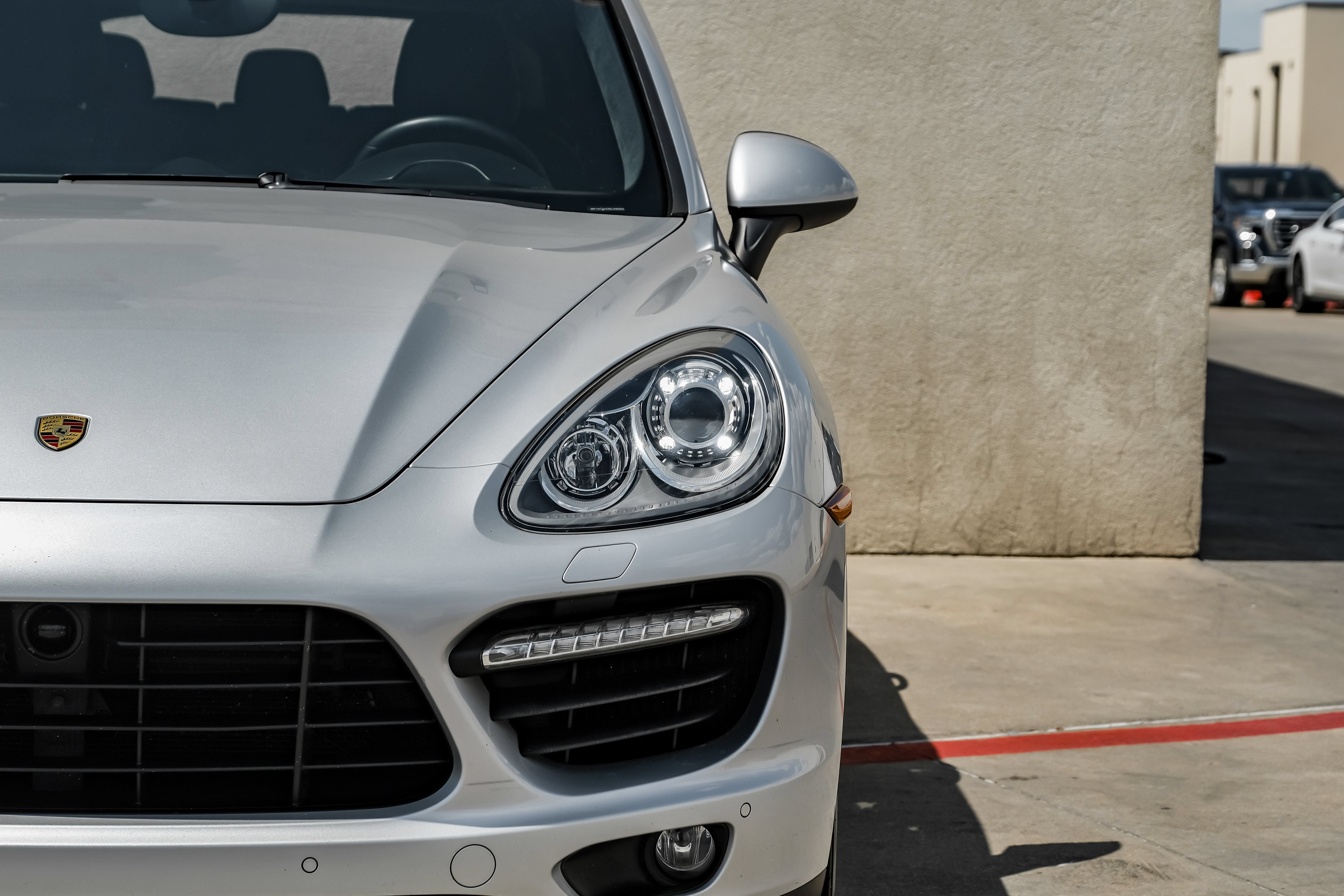 Used 2013 Porsche Cayenne Turbo AWD/4WD image 44
