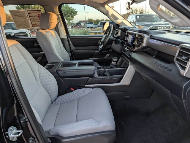 Used 2024 Toyota Tundra SR5 w/ SR5 Convenience Package AWD/4WD image 31