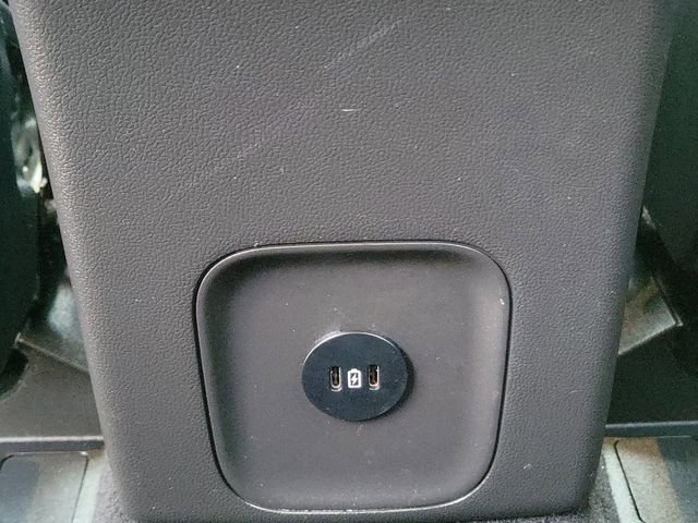 Used 2025 Ford Escape ST-Line image 13