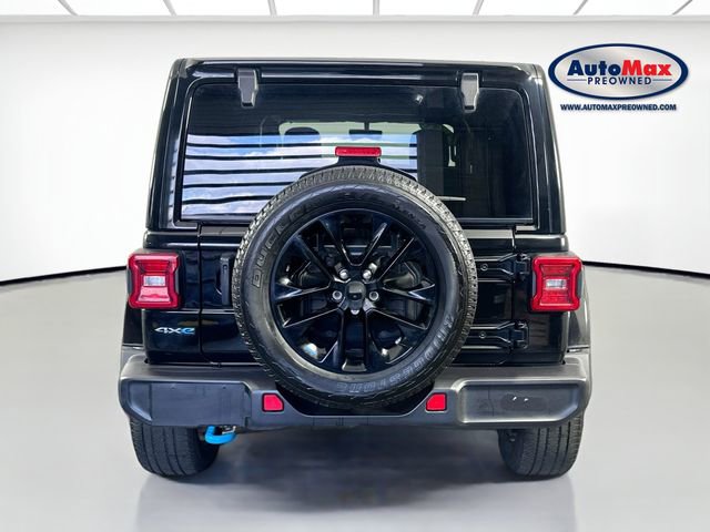 Used 2023 Jeep Wrangler Unlimited Sahara w/ Cold Weather Group image 7