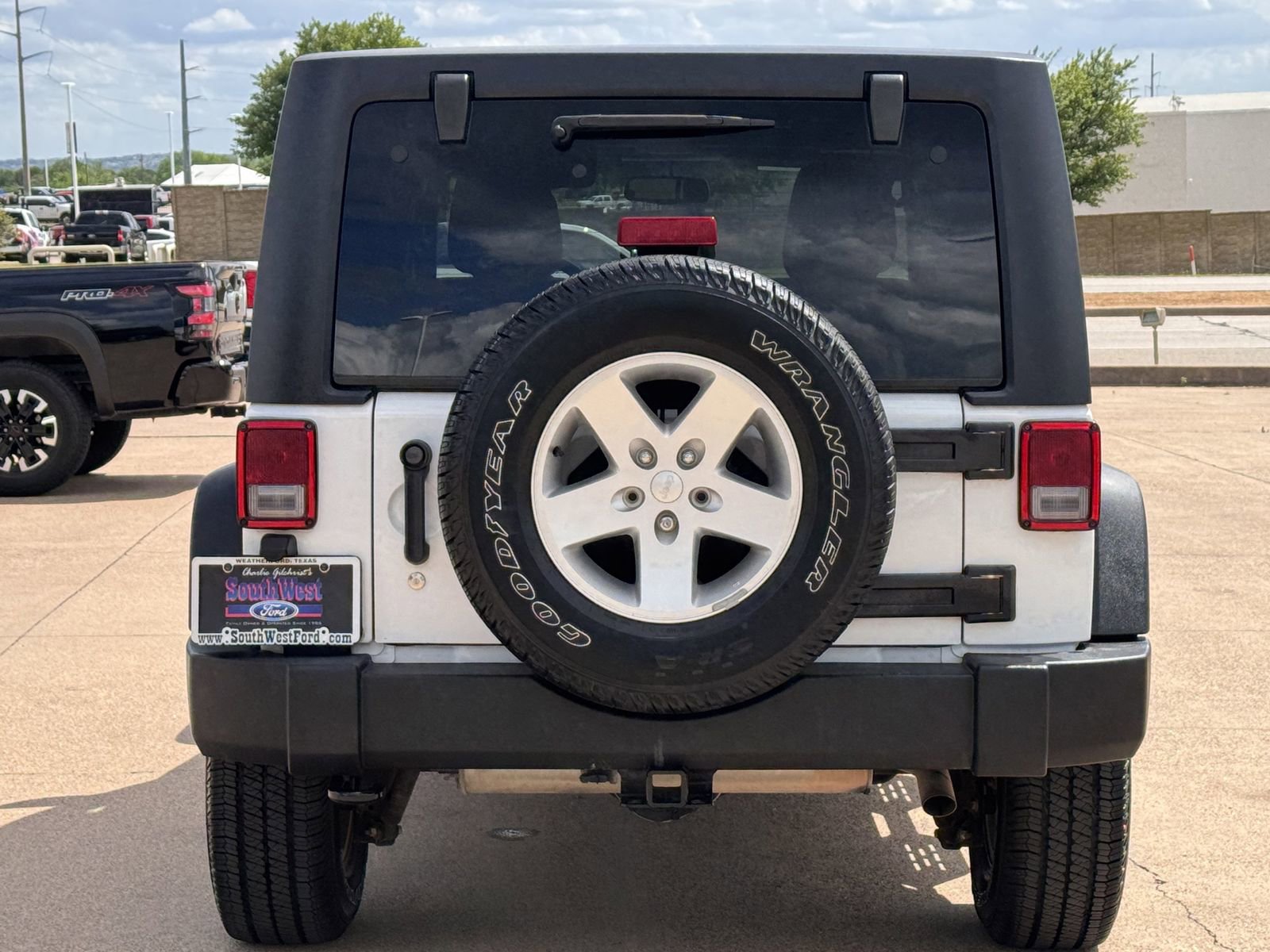 Used 2018 Jeep Wrangler Unlimited Sport S AWD/4WD image 5