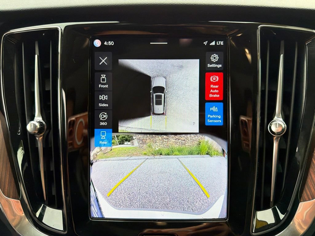 Used 2025 Volvo V60 B5 Cross Country Plus AWD/4WD image 26