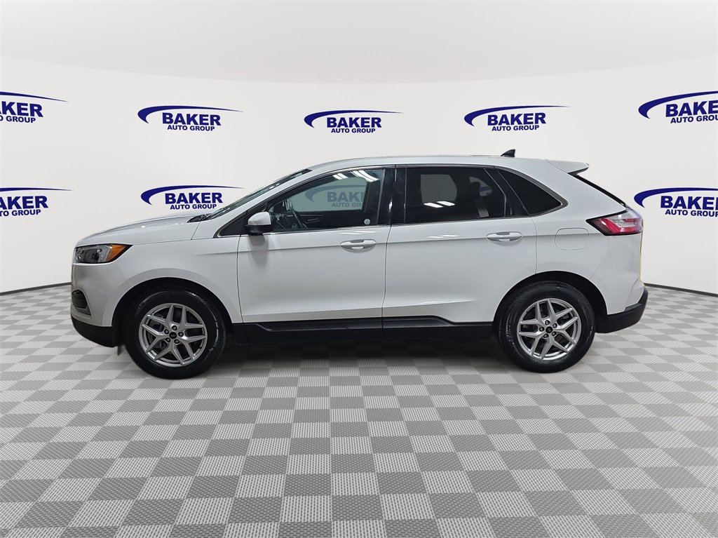 Used 2024 Ford Edge SEL image 8