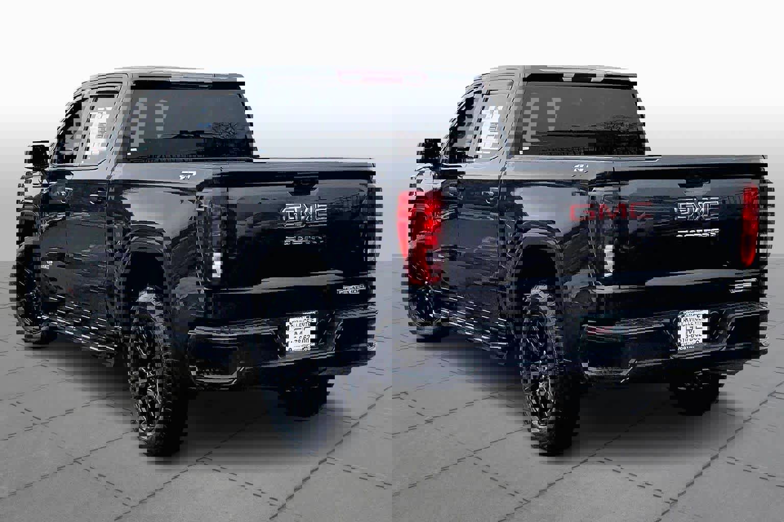 Used 2023 GMC Sierra 1500 Elevation image 11