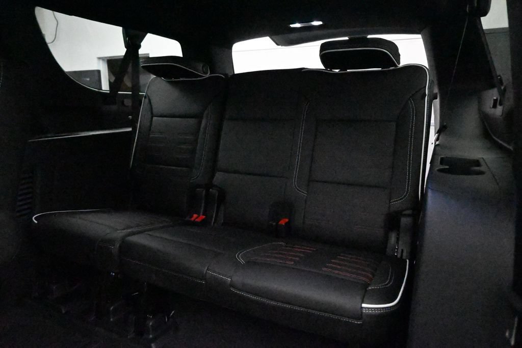 New 2026 GMC Yukon XL AT4 Ultimate w/ LPO, Floor Liner Package AWD/4WD image 29