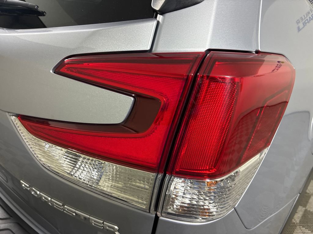Used 2023 Subaru Forester Limited AWD/4WD image 33