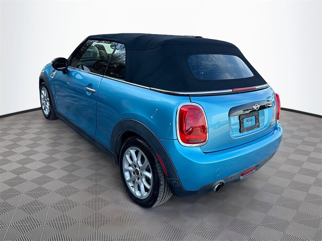Used 2018 MINI Cooper Convertible image 8