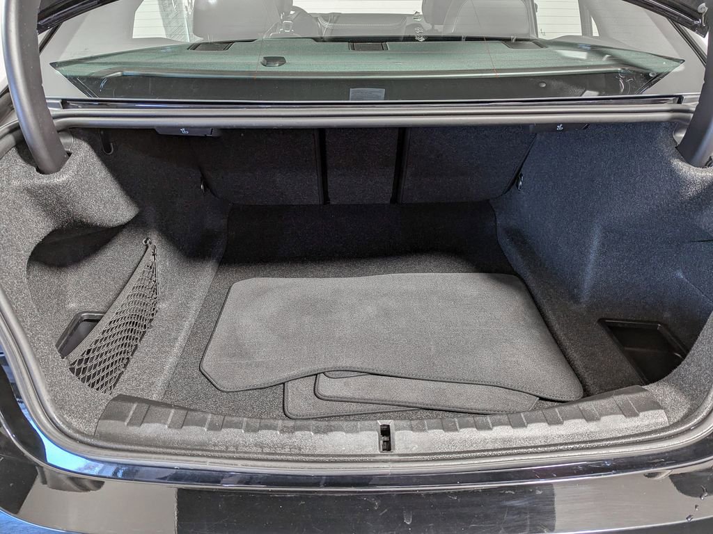 Used 2025 BMW 330i xDrive Sedan w/ M Sport Package image 41