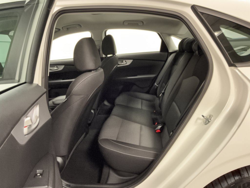 Used 2023 Kia Forte LXS w/ LXS Technology Package FWD image 25