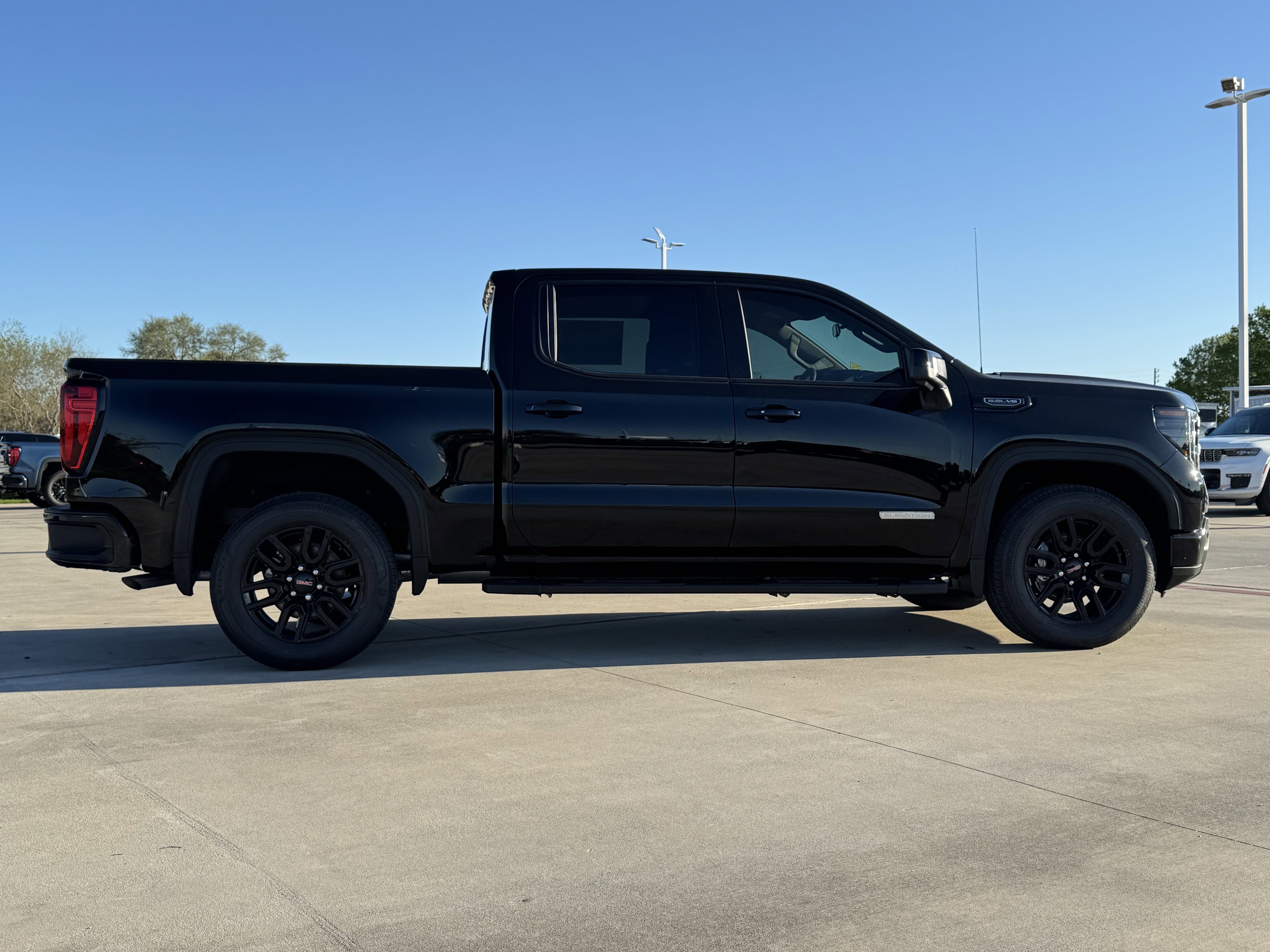 New 2026 GMC Sierra 1500 Elevation w/ Preferred Package image 7