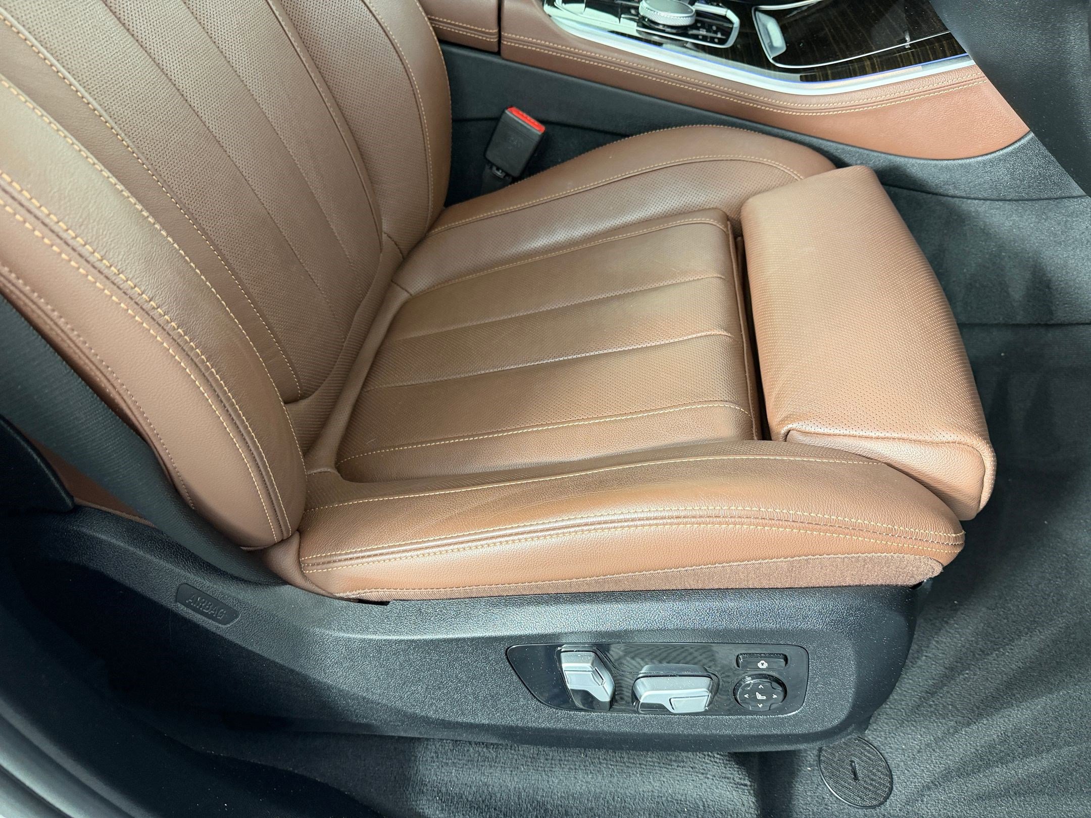 Used 2020 BMW X5 xDrive40i w/ Executive Package image 33