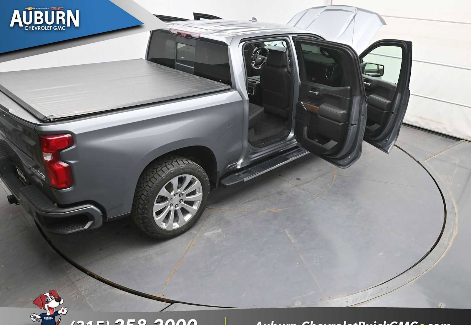 Used 2021 Chevrolet Silverado 1500 High Country w/ Technology Package image 38