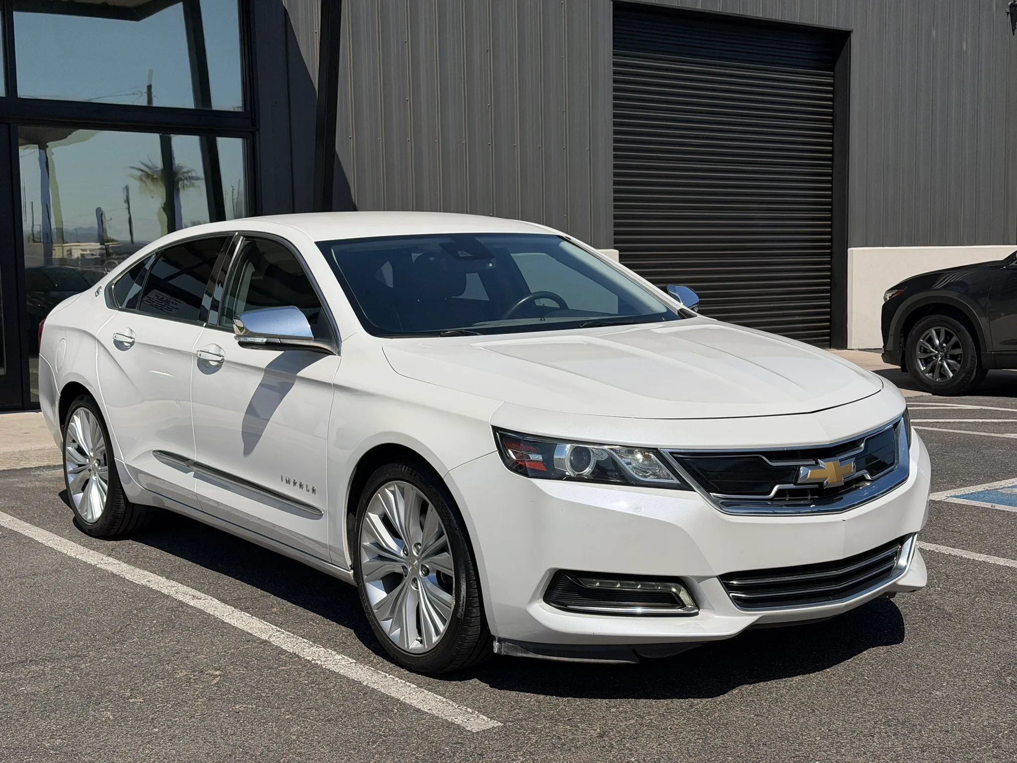 Used 2015 Chevrolet Impala LTZ FWD image 14