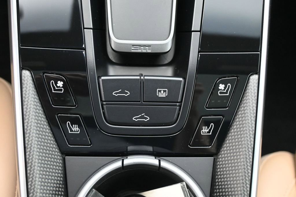 Certified 2024 Porsche 911 Turbo AWD/4WD image 19