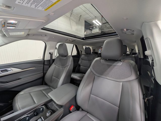 Certified 2026 Ford Explorer Active w/ Active Comfort Package image 5