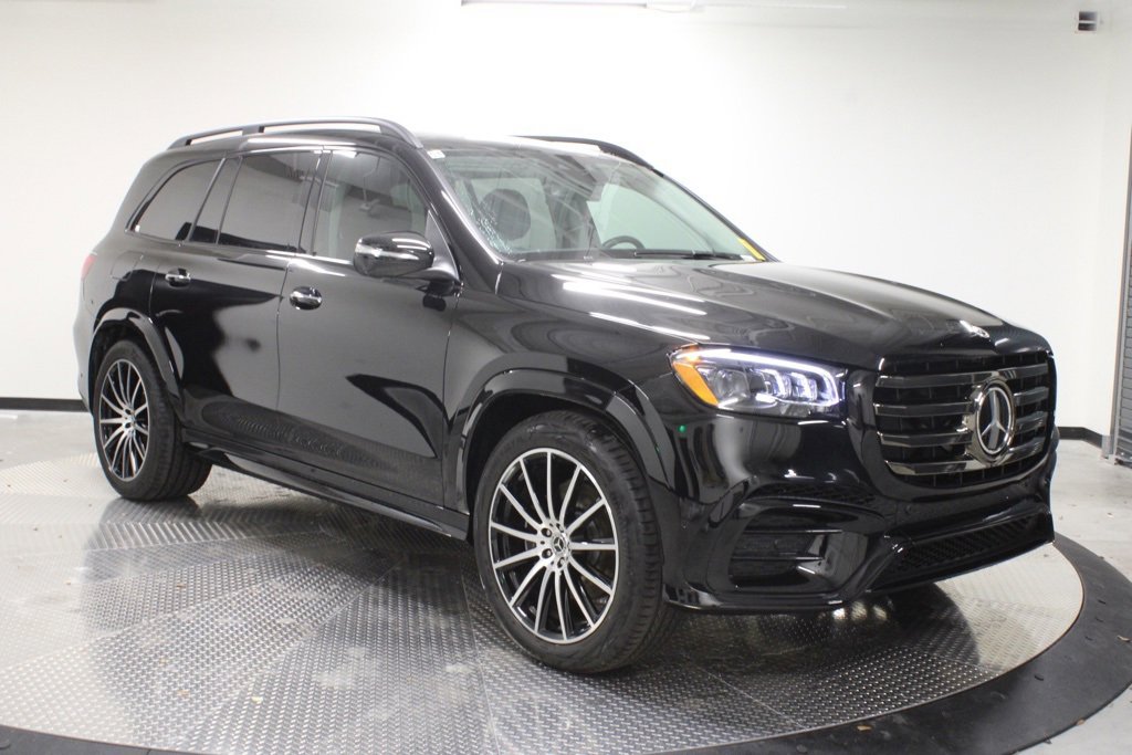 Used 2025 Mercedes-Benz GLS 450 GLS 450 image 9