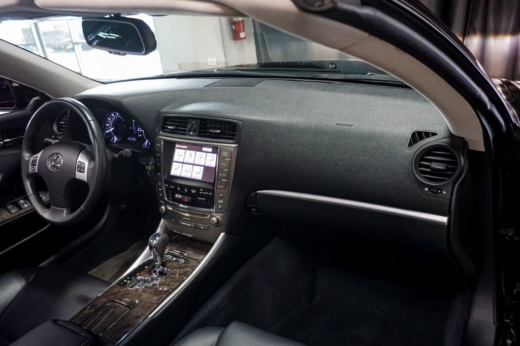 Used 2013 Lexus IS 350C w/ Luxury Pkg RWD image 74