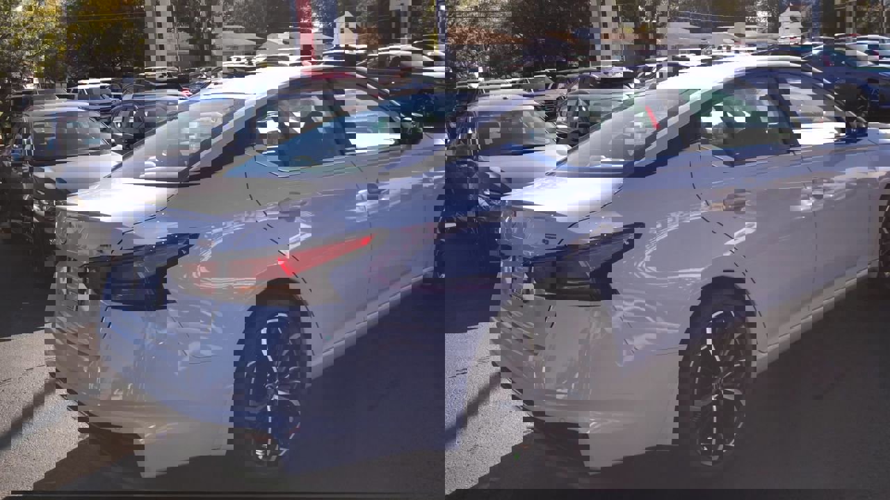 New 2025 Nissan Altima 2.5 SR w/ SR Premium Package image 8