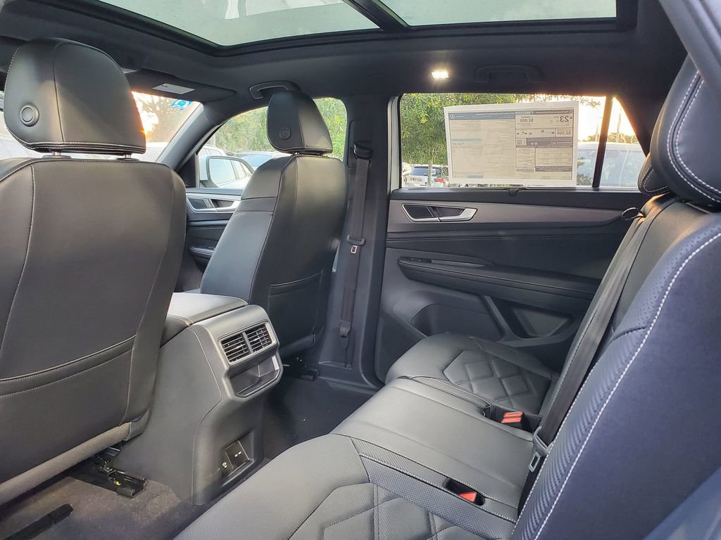 New 2026 Volkswagen Atlas Cross Sport SE image 5