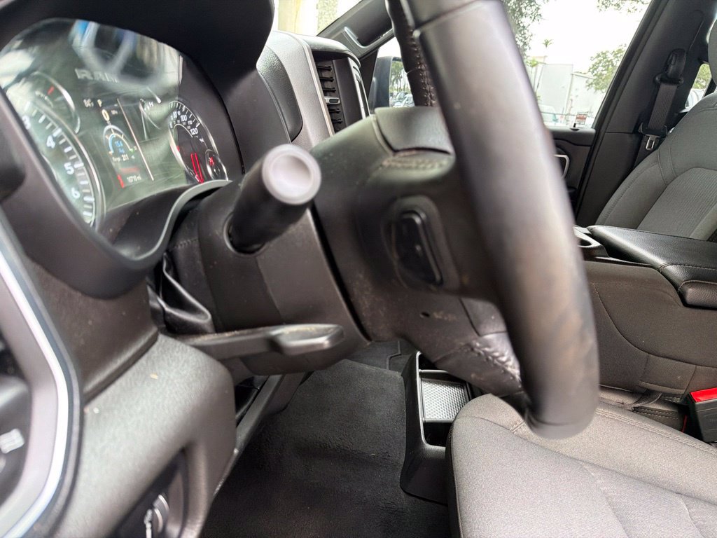 Used 2024 RAM 1500 Big Horn RWD image 40