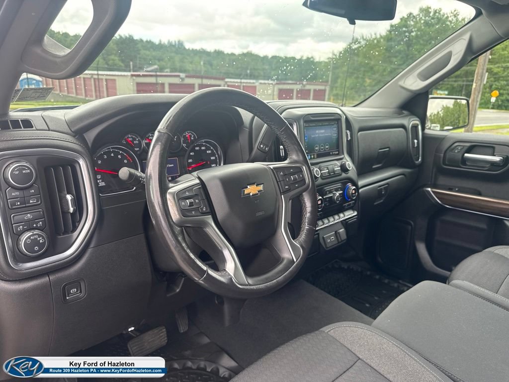 Used 2021 Chevrolet Silverado 1500 LT AWD/4WD image 22