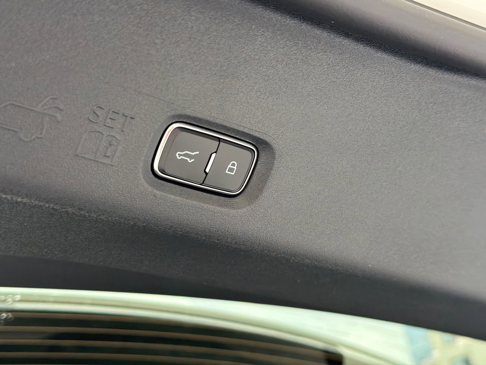 New 2026 Lincoln Navigator L Reserve AWD/4WD image 9