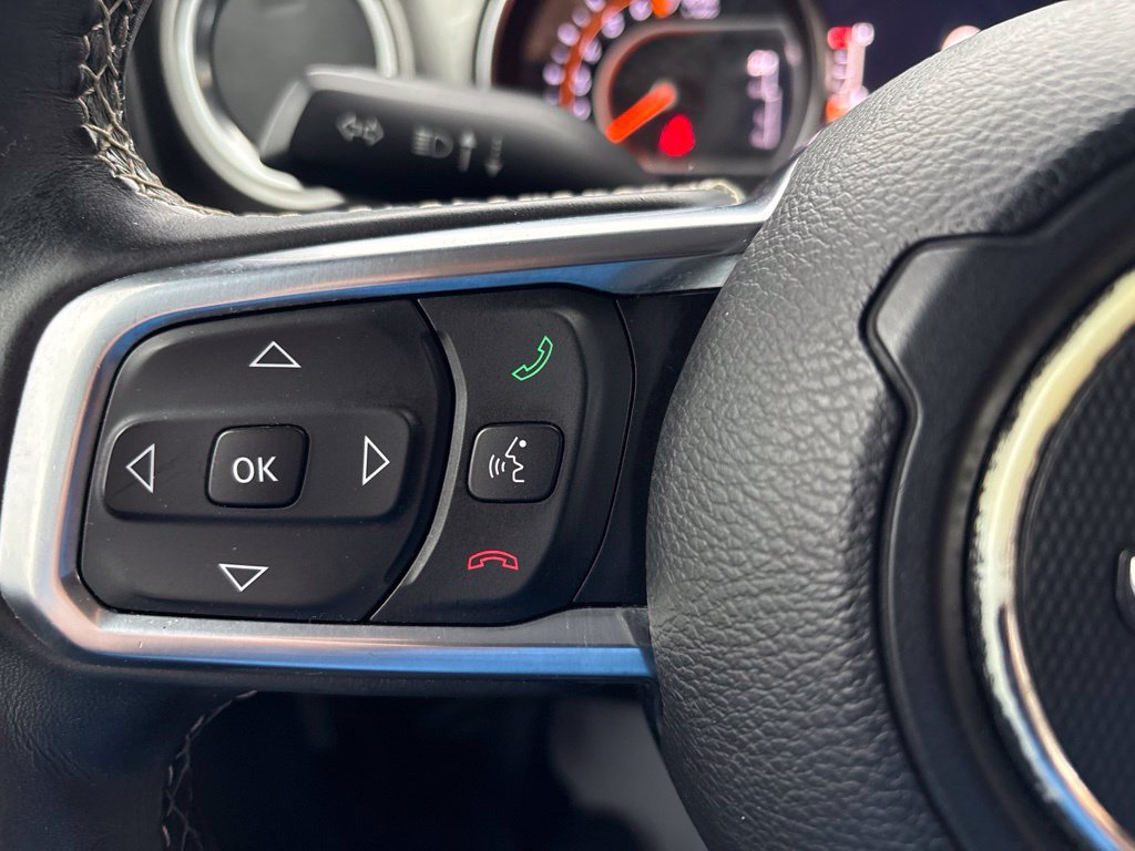Used 2018 Jeep Wrangler Unlimited Sahara AWD/4WD image 25