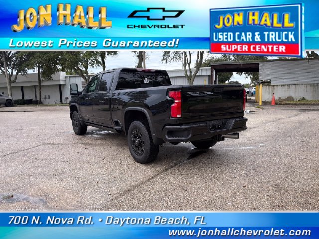 Used 2024 Chevrolet Silverado 3500 High Country w/ Technology Package AWD/4WD image 8