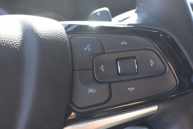 Used 2023 Buick Enclave Avenir w/ Avenir Technology Package image 23