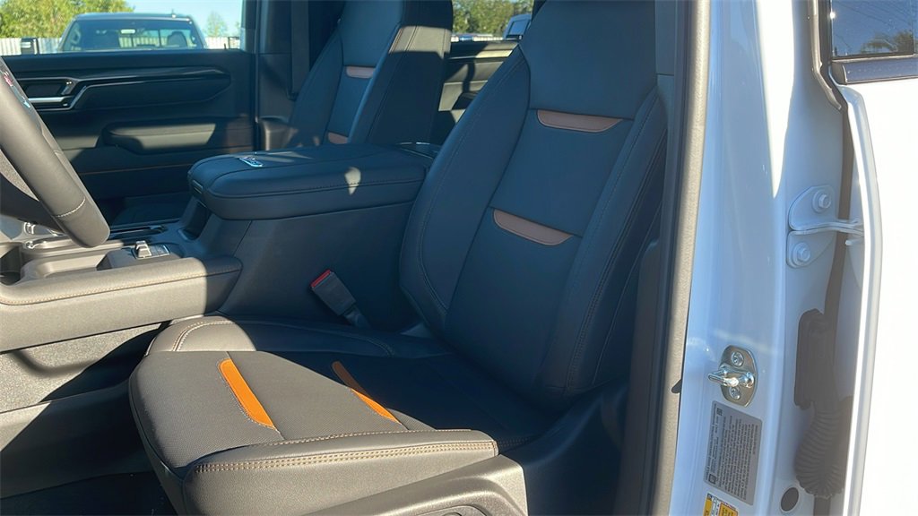 New 2026 GMC Sierra 3500 AT4 w/ AT4 Premium Plus Package image 10