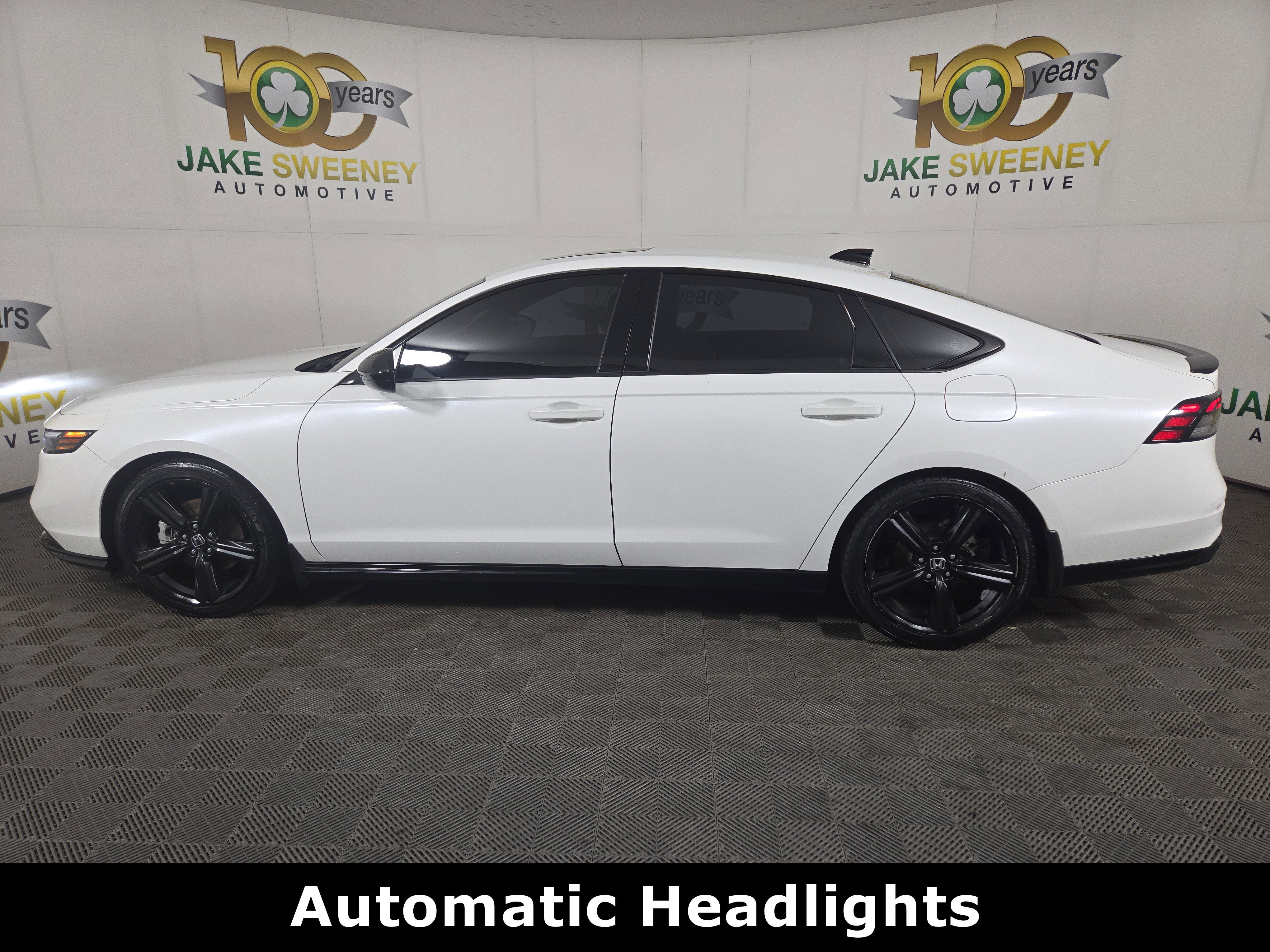 Used 2023 Honda Accord Sport image 4