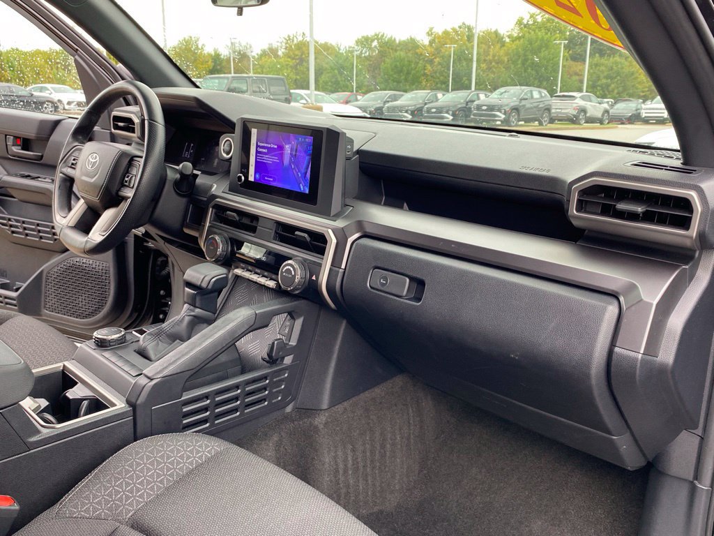 Used 2025 Toyota 4Runner SR5 RWD image 33