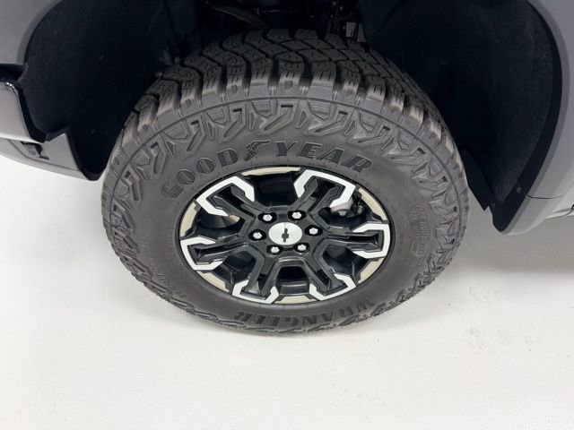 Certified 2025 Chevrolet Silverado 1500 ZR2 w/ Technology Package image 20