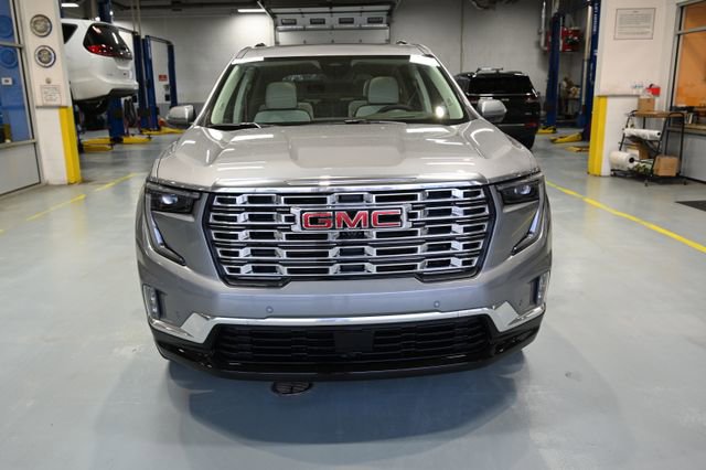 New 2026 GMC Acadia Denali w/ Super Cruise Package image 2