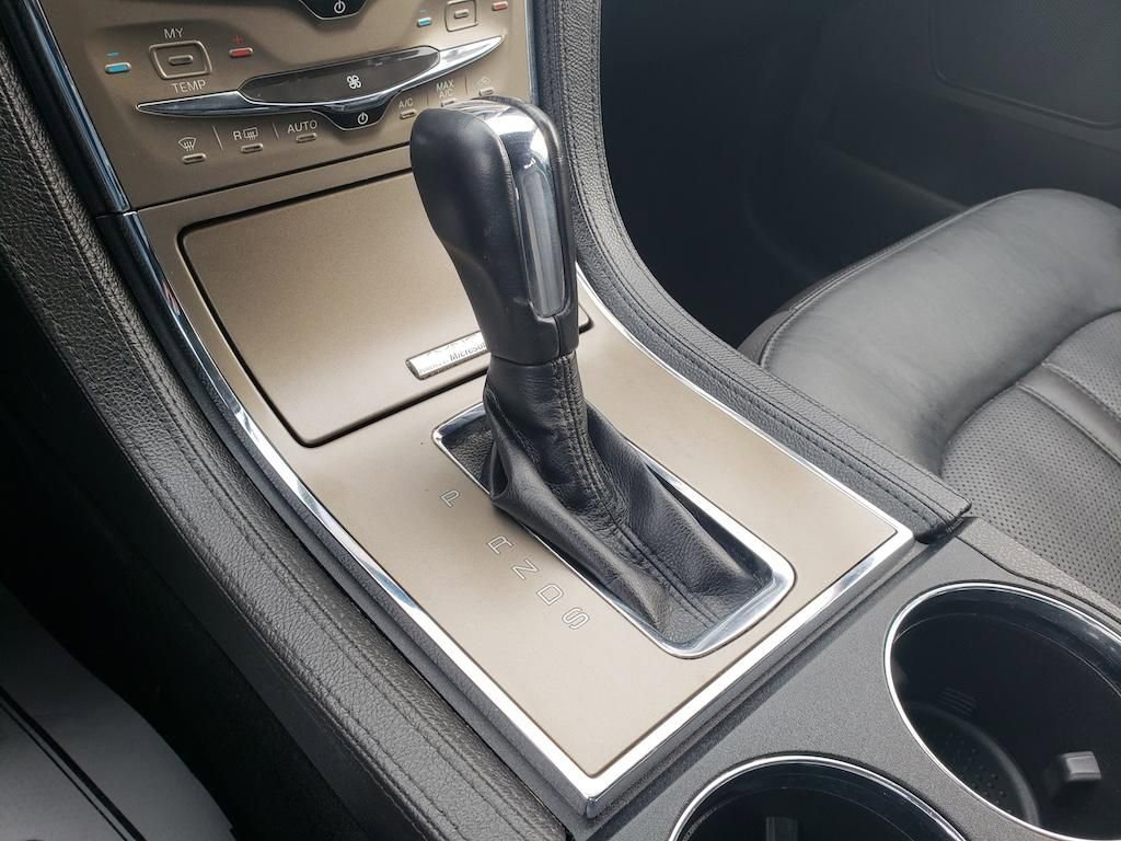 Used 2014 Lincoln MKX FWD w/ Walnut Swirl Wood Package image 28