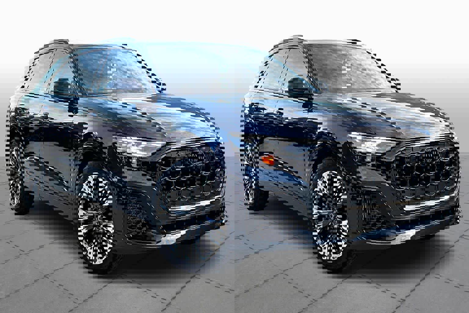 New 2026 Audi Q8 Premium Plus image 2