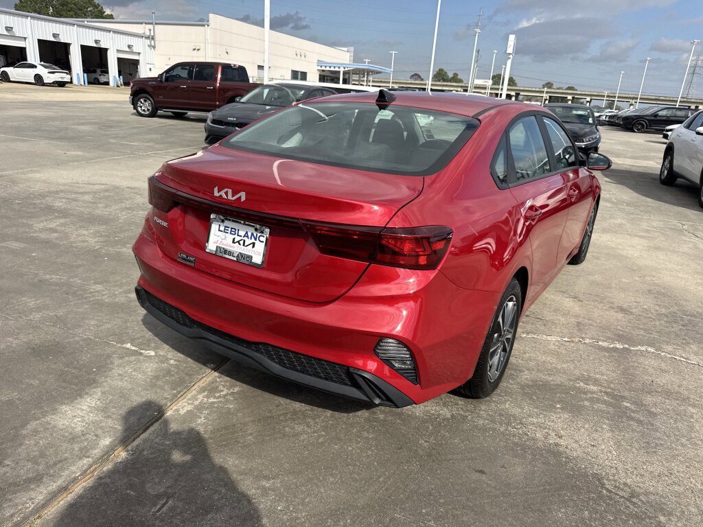 Certified 2024 Kia Forte LXS w/ LXS Technology Package image 16